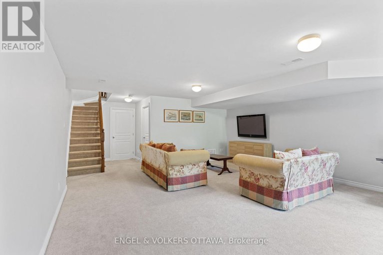 28528943/18-mccooeye-lane/stittsville-central/ottawa/ontario/K2S1B9_26