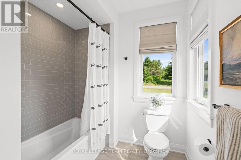28509459/48-raymond-luhta-crescent/mcnabbraeside-twps/mcnabbraeside/ontario/K7S3G8_32