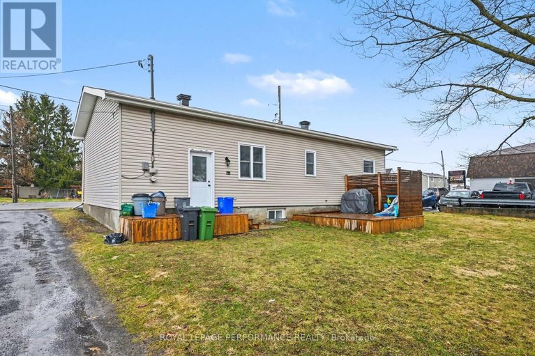 29613141/15-forget-street/embrun/russell/ontario/K0A1W0_28