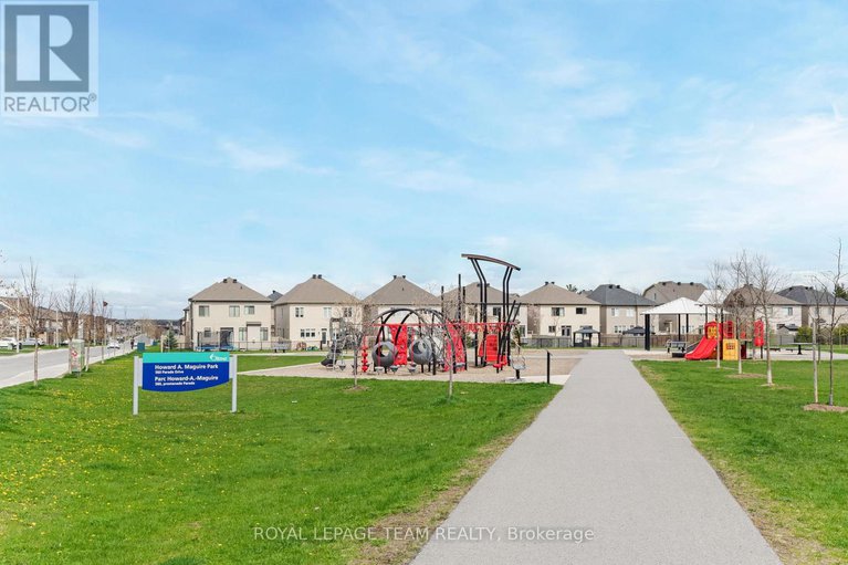 28283530/523-parade-drive/stittsville-south/ottawa/ontario/K2S0X8_43