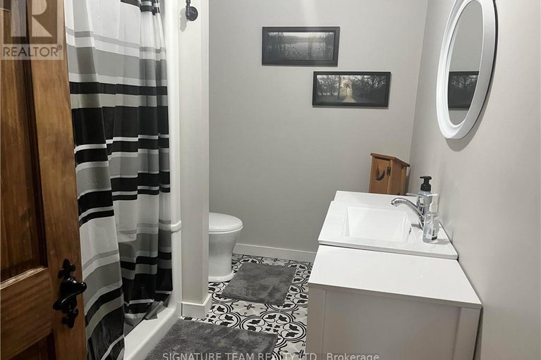27225581/1555-whitton-road/renfrew/renfrew/ontario/K7V3Z6_23