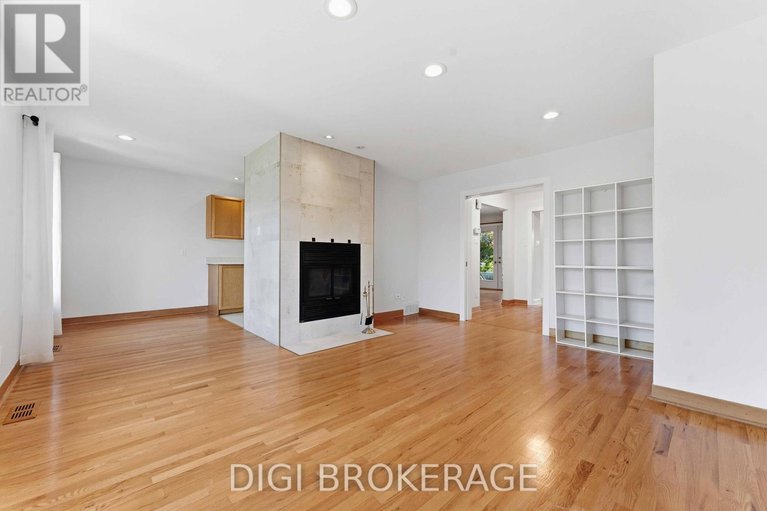 28995961/98-gillespie-crescent/hunt-club-woods/ottawa/ontario/K1V0J2_8