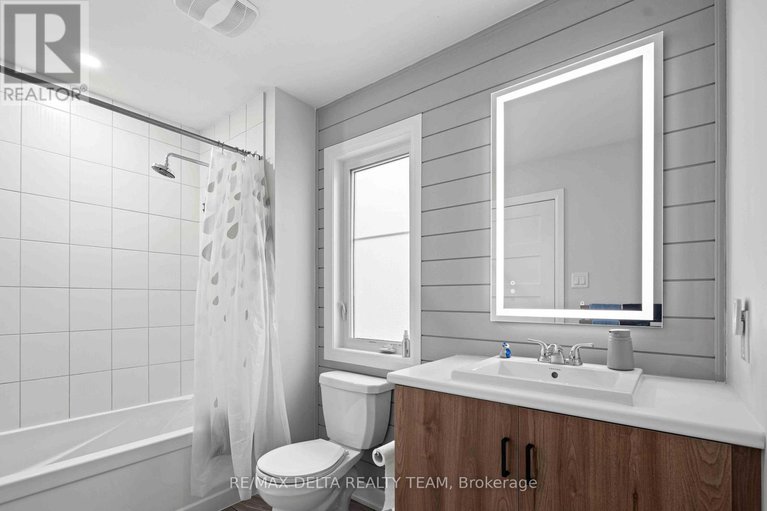 29289010/58-hackamore-crescent/goulbourn-twp-from-franktown-rdsouth-to-rideau/ottawa/ontario/K0A2Z0_25