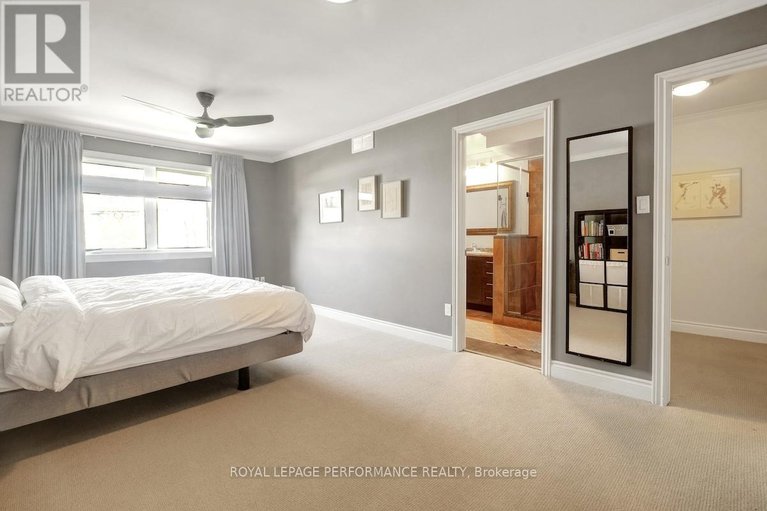 29637319/257-currell-avenue/westborohampton-park/ottawa/ontario/K1Z7J5_12