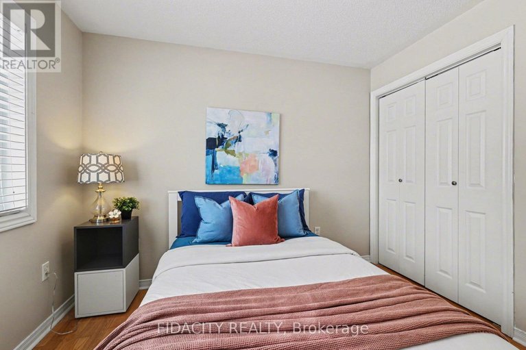 29603147/266-clifford-campbell-street/fitzroy/ottawa/ontario/K0A1X0_17