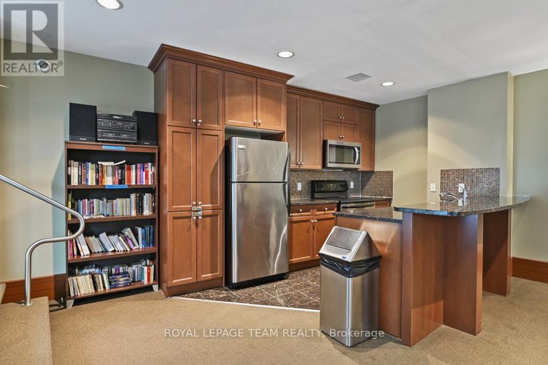 28538344/1306-200-rideau-street/sandy-hill/ottawa/ontario/K1N5Y1_31