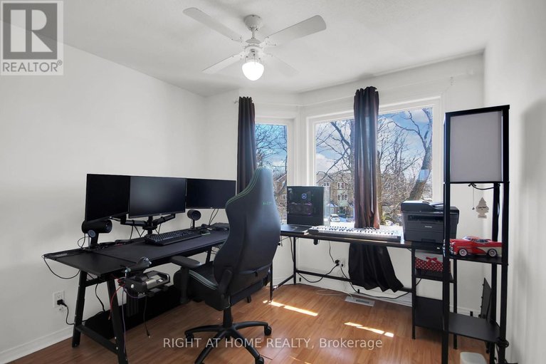 29540923/kenmare-pl-34-kenmare-place/cedargrovefraserdale/ottawa/ontario/K2J3L9_32