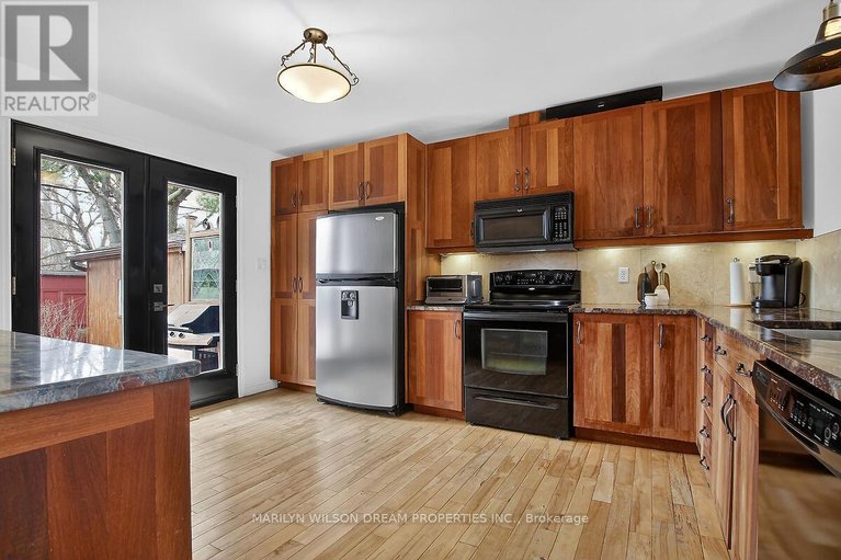 29599055/2105-bangor-street/elmvale-acresurbandale/ottawa/ontario/K1G2X6_17