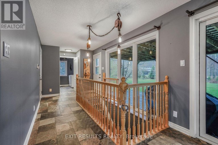 29625527/638-st-thomas-road/russell-twp/russell/ontario/K0A1W0_11