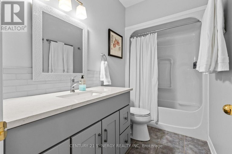 29606019/26-moore-street/richmond/ottawa/ontario/K0A2Z0_29