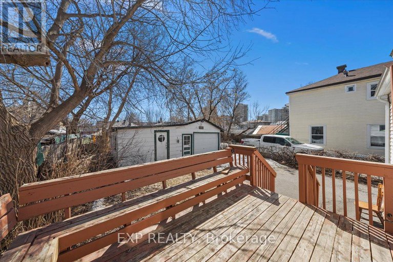 28154545/146-laval-street/vanier/ottawa/ontario/K1L7Z4_32