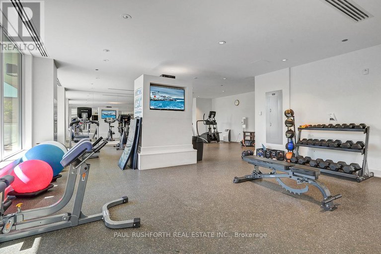 28386159/813-7-marquette-avenue/vanier/ottawa/ontario/K1L8A7_17