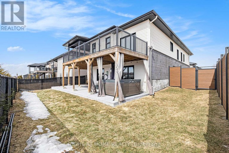 28377904/1073-diamond-street/clarencerockland-twp/clarence-rockland/ontario/K4K0J1_35