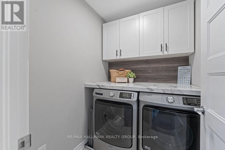 28406749/4525-kelly-farm-drive/blossom-parkkemp-parkfindlay-creek/ottawa/ontario/K1X0E7_30