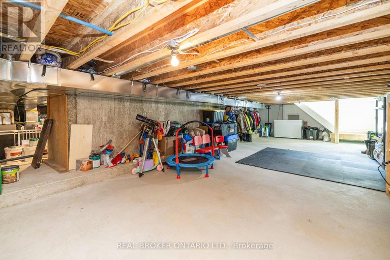 29434200/10969-gilmour-road/south-dundas-matilda-twp/south-dundas/ontario/K0C1C0_36