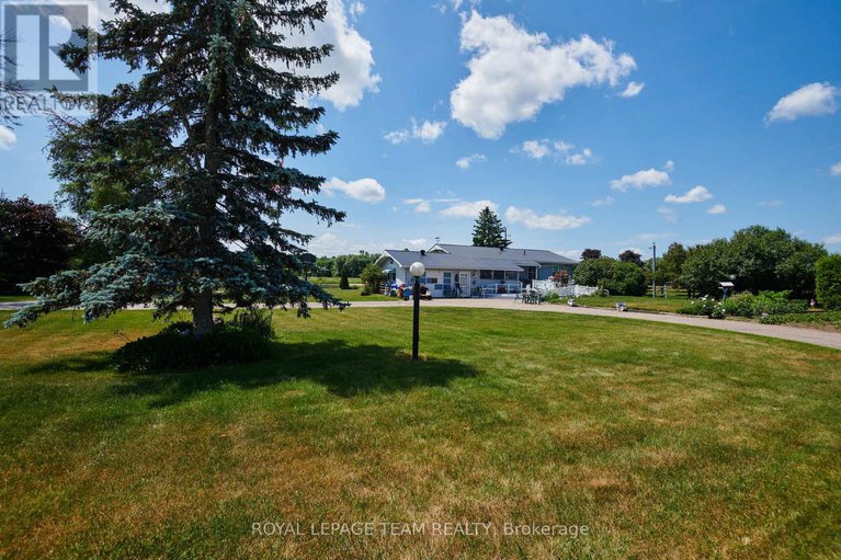 28525905/9-castleford-church-lane/horton-twp/horton/ontario/K7V3Z8_30