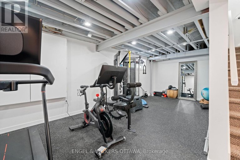 29512841/407-landswood-way/stittsville-south/ottawa/ontario/K2S0A3_37