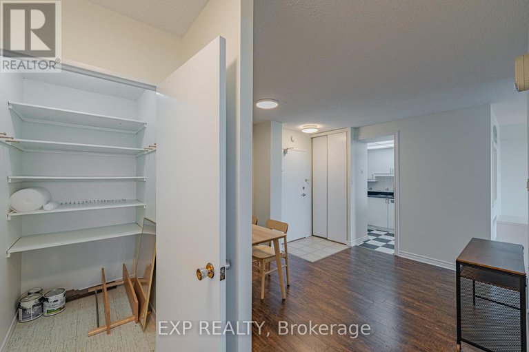 28557945/1111-555-brittany-drive/viscount-alexander-park/ottawa/ontario/K1K4C5_24