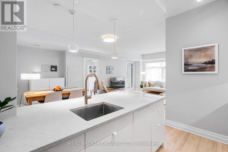 29617501/810-235-kent-street/ottawa-centre/ottawa/ontario/K2P1Z9_18