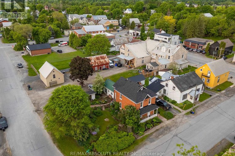 28641681/167-macfarlane-street/pakenham/mississippi-mills/ontario/K0A2X0_36