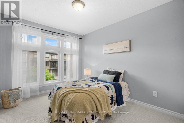 28361267/107-nutting-crescent/riverside-southgloucester-glen/ottawa/ontario/K4M0C3_34
