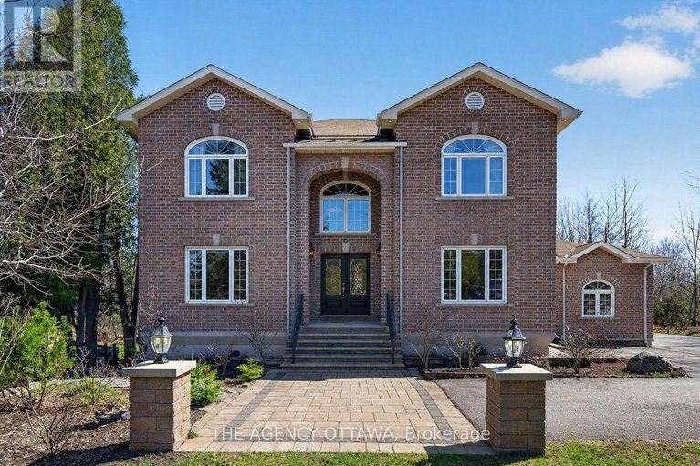 29664562/4633-albion-road/blossom-parkkemp-parkfindlay-creek/ottawa/ontario/K1X1A4_1