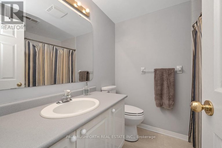 29679354/11-1400-wildberry-court/chapel-hill/ottawa/ontario/K1C7K6_14