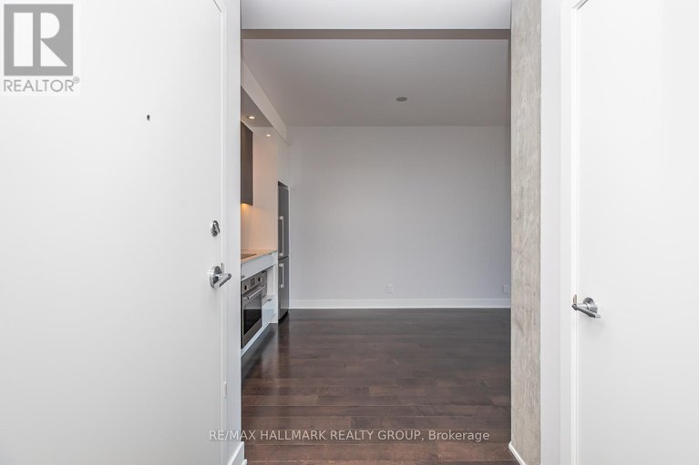 29450655/1905-20-daly-avenue/sandy-hill/ottawa/ontario/K1N0C6_7