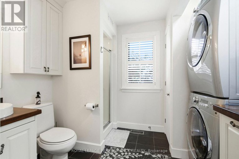 29401324/18537-stonehouse-point-road/south-glengarry-charlottenburgh-twp/south-glengarry/ontario/K6H5R5_28