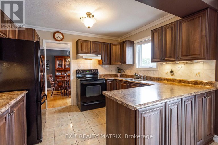 28213004/124-menard-street/embrun/russell/ontario/K0A1W1_12