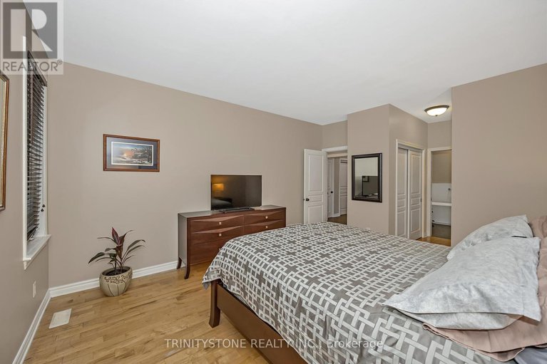 28903888/452-landswood-way/stittsville-south/ottawa/ontario/K2S0A4_23