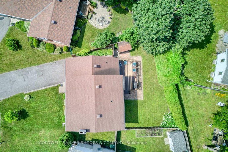 29040385/2005-neepawa-avenue/carlingwood/ottawa/ontario/K2A3L4_30