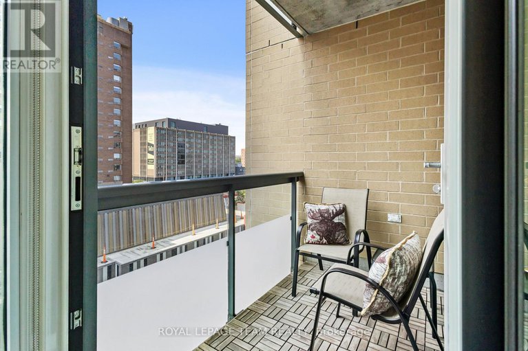 28483643/509-238-besserer-street-e/sandy-hill/ottawa/ontario/K1N6B1_22