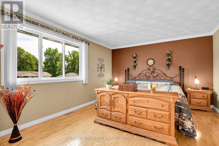 28596451/11-ault-drive/south-stormont/ontario/K0C1M0_19