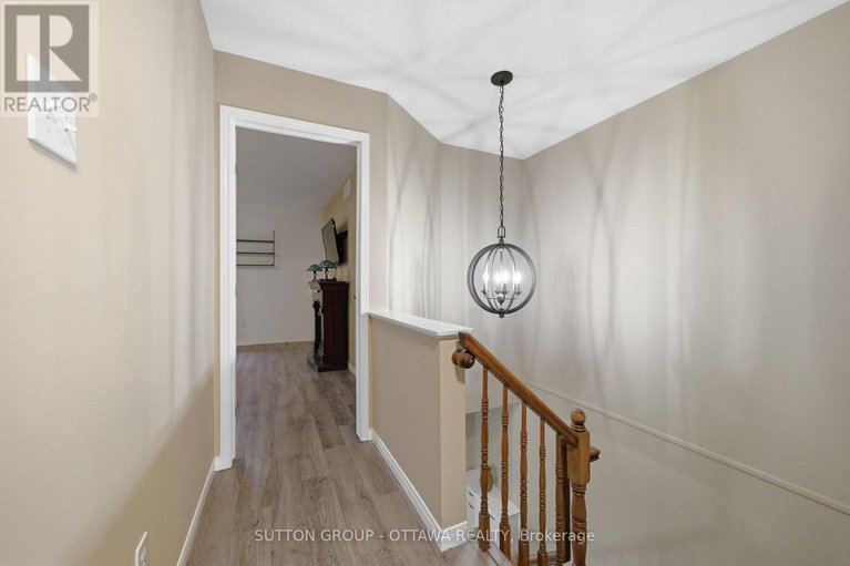 29623978/814-nesting-way/fallingbrookgardenway-south/ottawa/ontario/K4A3X2_13