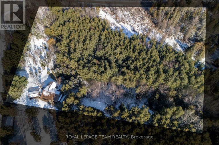 29606230/5202-mcdonlads-corners-road/lanark-highlands-dalhousie-twp/lanark-highlands/ontario/K0G1M0_43