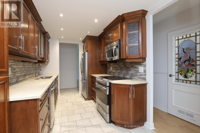 29126397/416-555-brittany-drive/viscount-alexander-park/ottawa/ontario/K1K4C5_10
