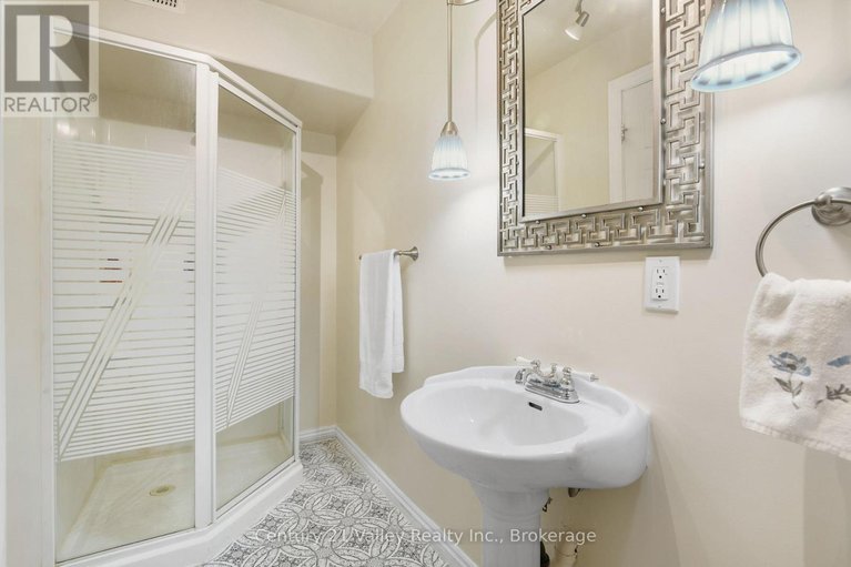 29618337/99-queen-street-n/renfrew/renfrew/ontario/K7V2A4_28