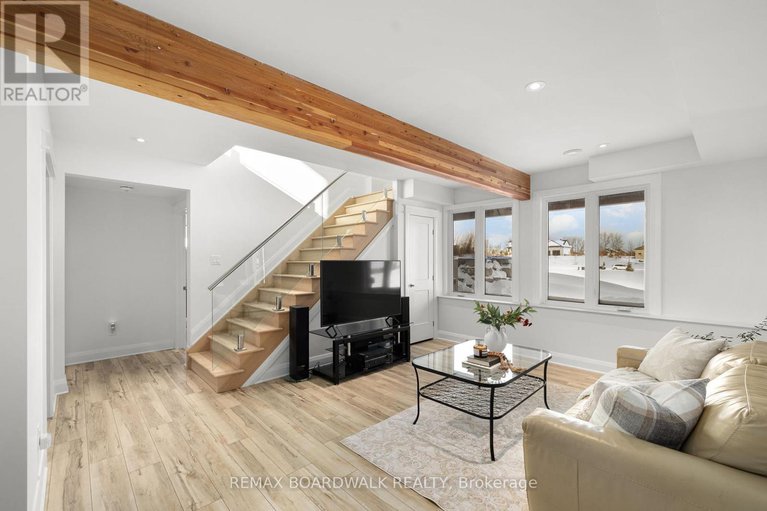 29262950/205-westar-farm-way/remainder-of-stittsville-area/ottawa/ontario/K0A1B0_32