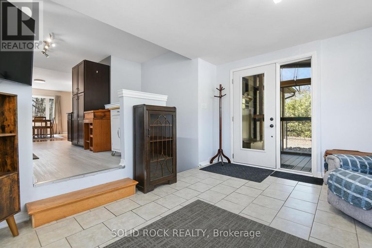 29634428/134-holiday-drive/constance-bay/ottawa/ontario/K0A3M0_12