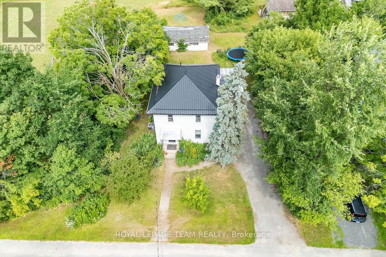 28853182/191-dalkeith-street/pakenham/mississippi-mills/ontario/K0A2X0_3