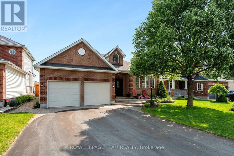 28525095/29-shining-star-circle/stittsville-south/ottawa/ontario/K2S2B4_2