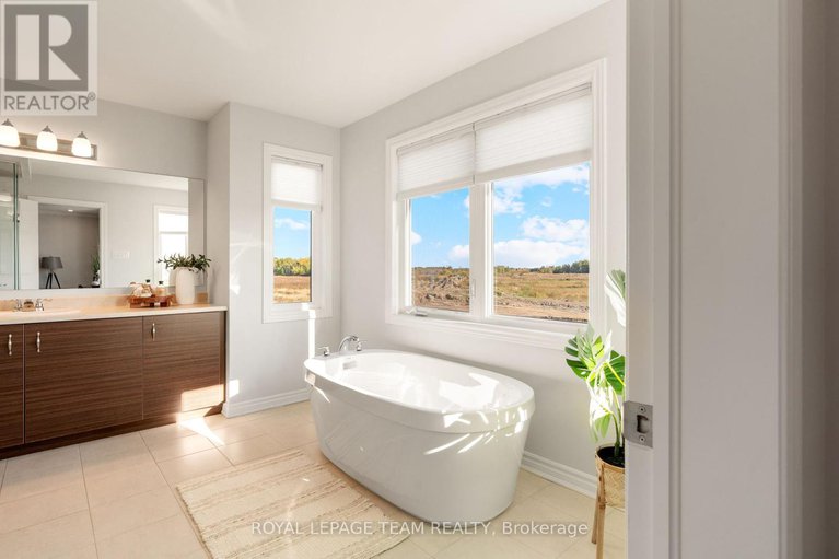 28951687/303-sweetclover-way/avalon-west/ottawa/ontario/K4A1E5_29