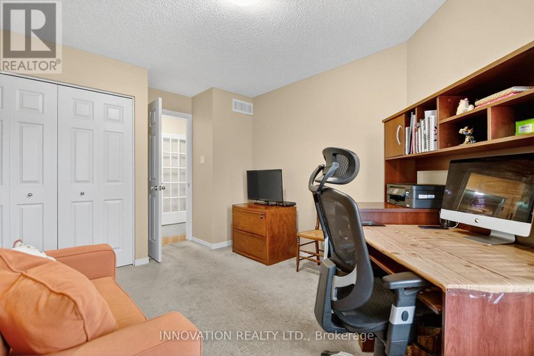 29147365/9-heather-glen-court/stittsville-central/ottawa/ontario/K2S1L3_29