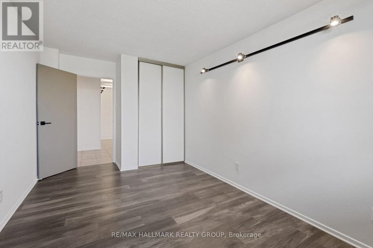 28847957/1904-900-dynes-road/carleton-square/ottawa/ontario/K2C3L6_13