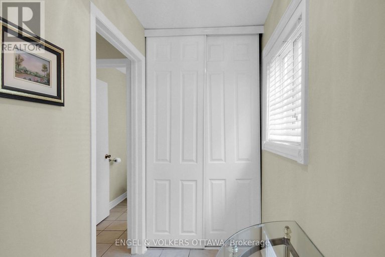 28352511/1337-ambridge-way/carleton-heights/ottawa/ontario/K2C3T3_4