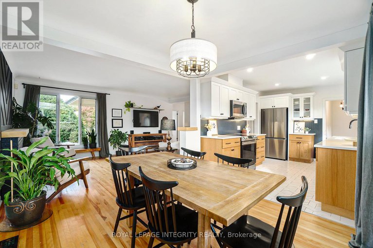 28970777/1317-ferguson-street/bel-air-heights/ottawa/ontario/K2C2K5_8