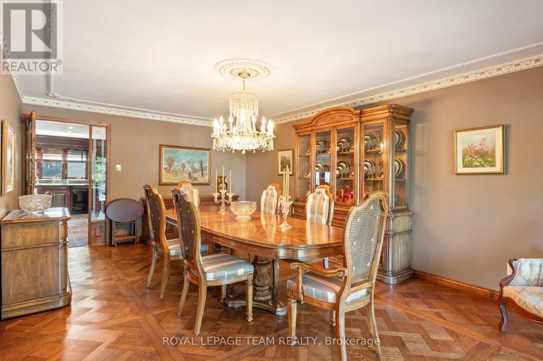 28150557/10-nancy-avenue/sheahan-estatestrend-village/ottawa/ontario/K2H8L4_8
