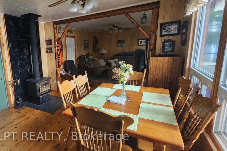 28910386/385-porcupine-way/lanark-highlands-dalhousie-twp/lanark-highlands/ontario/K0G1M0_17