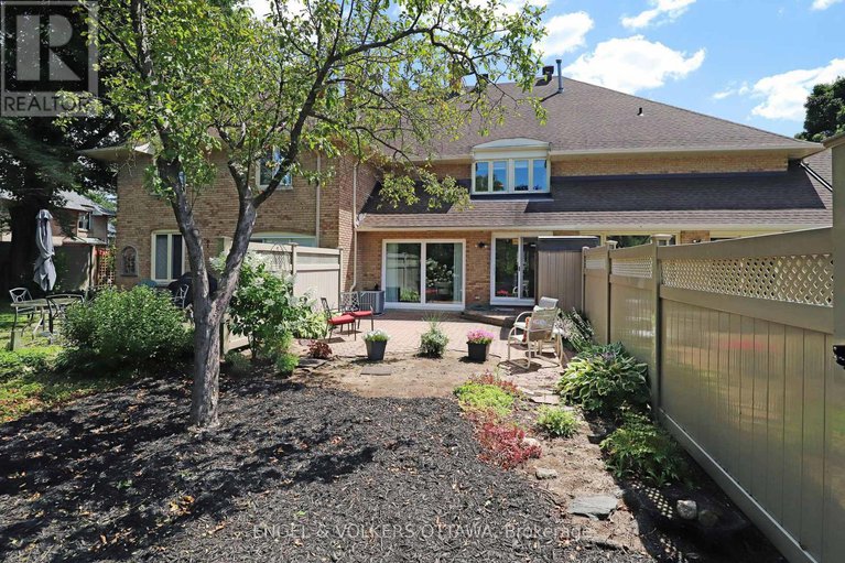 28642525/29-chatsworth-crescent/hunt-club/ottawa/ontario/K1V9Z1_28